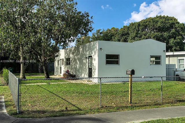 3 of 35 - 1046 Jann Avenue, Opa-Locka, FL