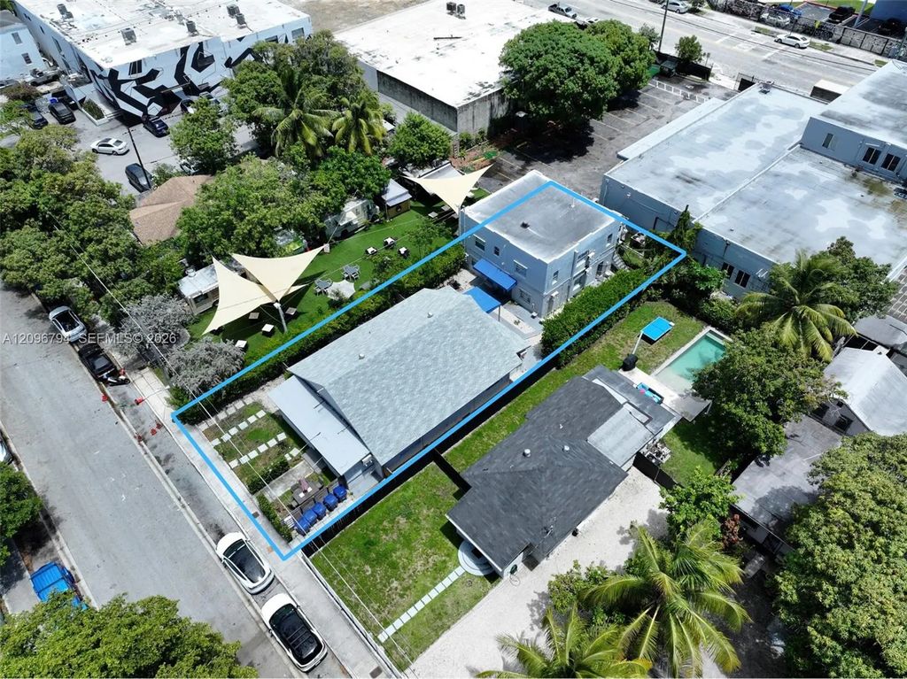 548 Nw 30th Street, Miami