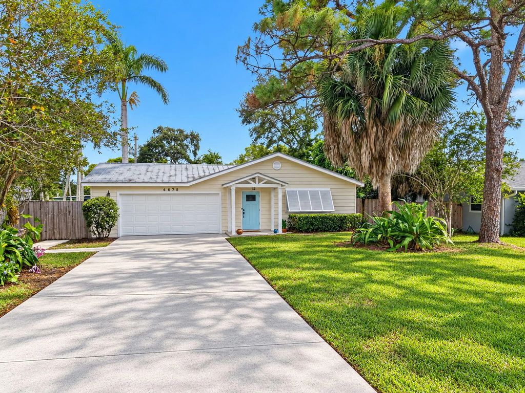 4675 Canal Drive, Lake Worth