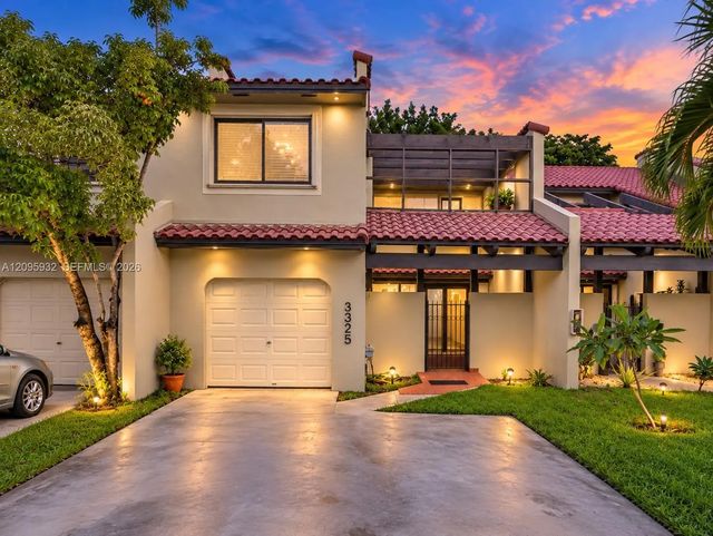 3325 Torremolinos Avenue #c-44, Doral