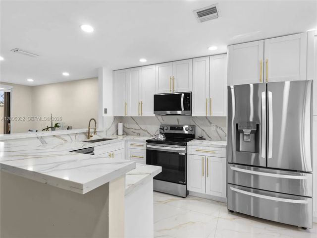3 of 36 - 3325 Torremolinos Avenue #c-44, Doral, FL