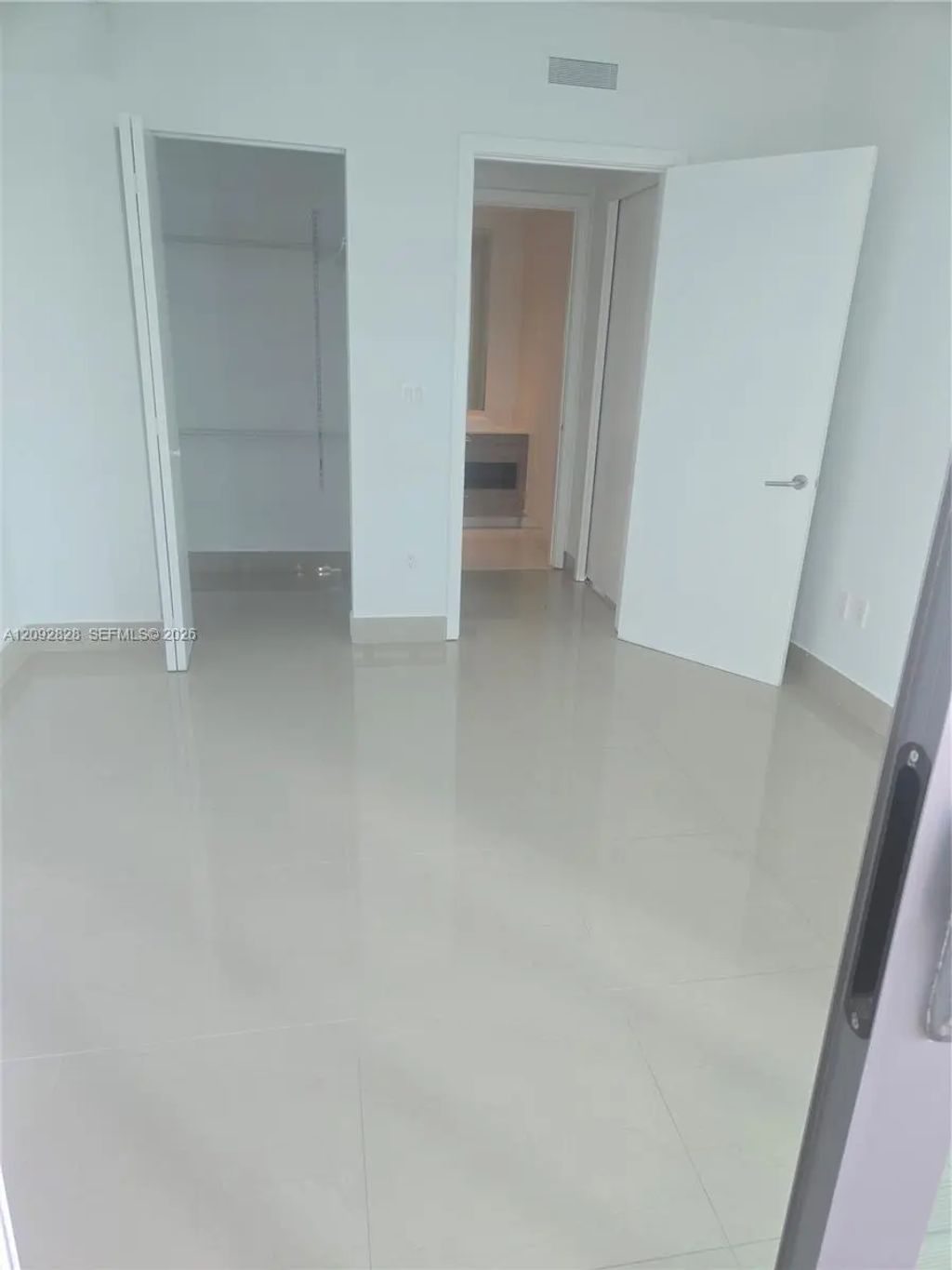 1300 S Miami Avenue #2207, Miami