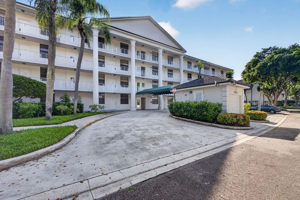 3710 Whitehall Drive #401, West Palm Beach