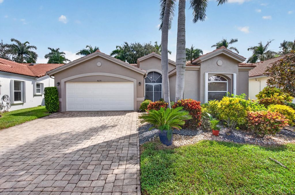 9678 Harbour Lake Circle, Boynton Beach