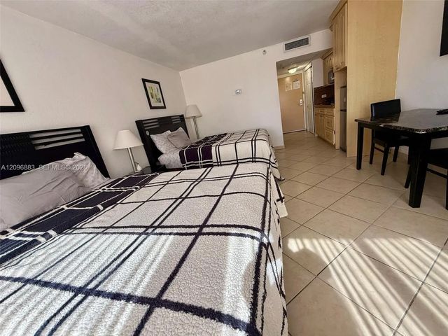 5 of 19 - 19201 Collins Avenue #241, Sunny Isles Beach, FL