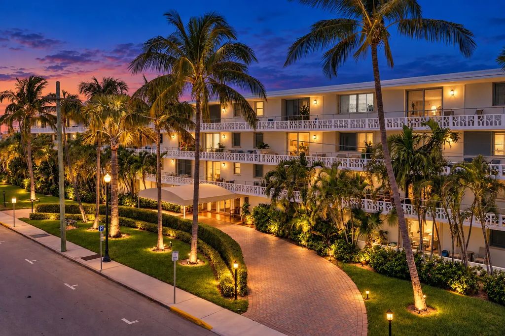 139 Sunrise Avenue #2080, Palm Beach