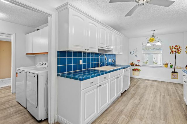 5 of 26 - 6768 10th Avenue N #216, Lake Worth, FL