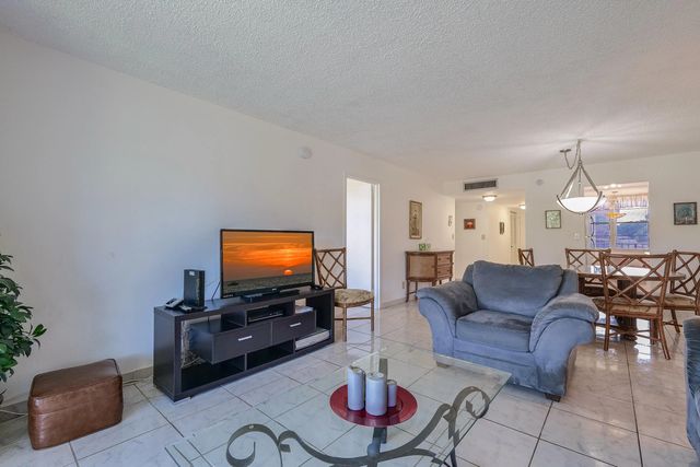 3 of 36 - 4851 Nw 26th Court #343, Lauderdale Lakes, FL