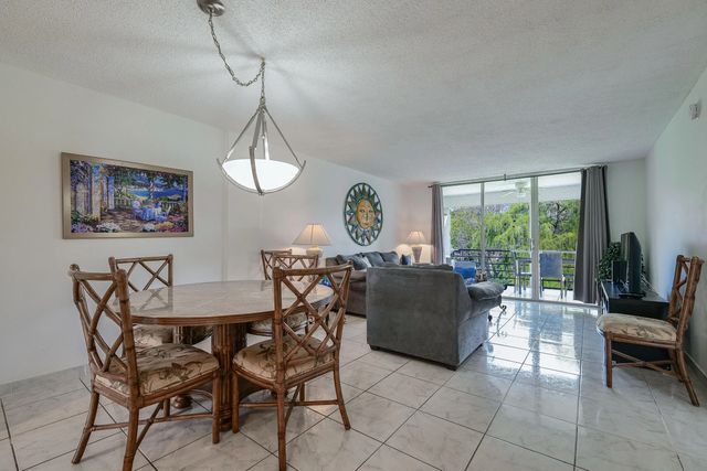 5 of 36 - 4851 Nw 26th Court #343, Lauderdale Lakes, FL