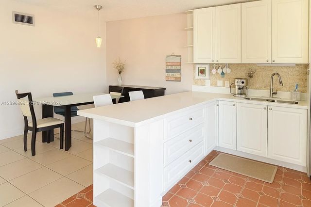 2 of 16 - 13781 Sw 66th Street #221b, Miami, FL
