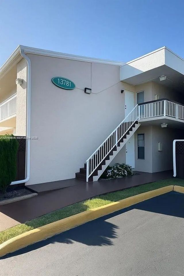 5 of 16 - 13781 Sw 66th Street #221b, Miami, FL
