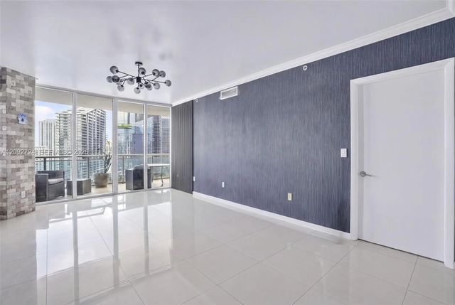 4 of 16 - 350 S Miami Avenue #3602, Miami, FL