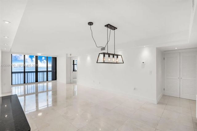 2 of 34 - 2333 Brickell Avenue #1007, Miami, FL