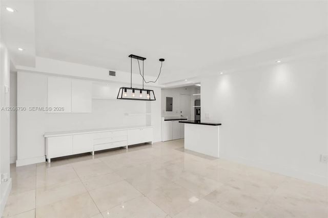 4 of 34 - 2333 Brickell Avenue #1007, Miami, FL
