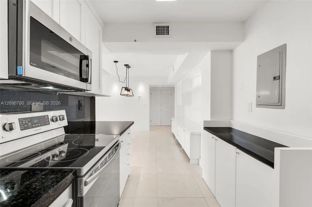 5 of 34 - 2333 Brickell Avenue #1007, Miami, FL