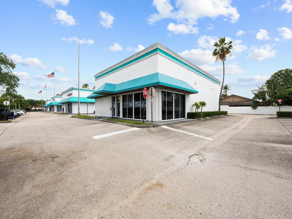 336 S Powerline Road #336 & 342, Deerfield Beach