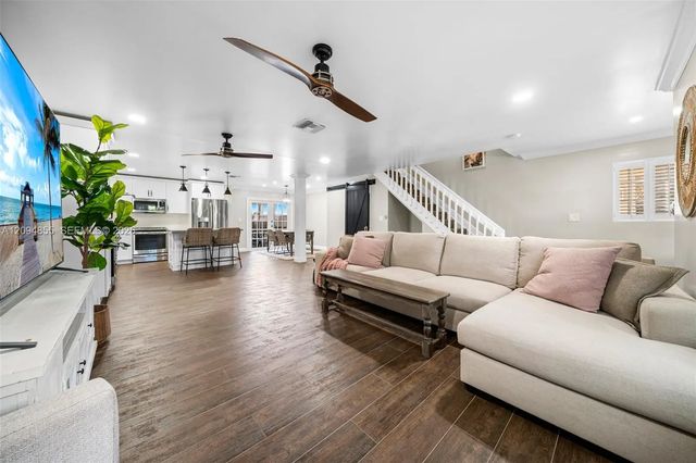14501 Sw 122nd Place, Miami