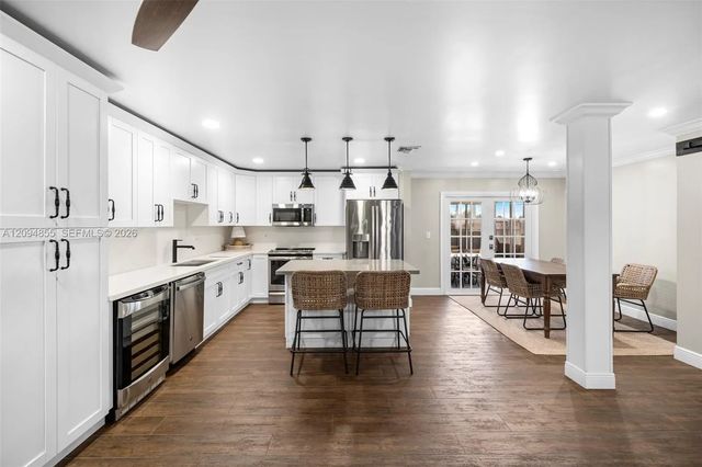 4 of 23 - 14501 Sw 122nd Place, Miami, FL