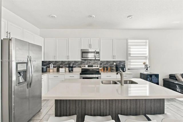 4 of 42 - 3419 W 109th Place, Hialeah, FL