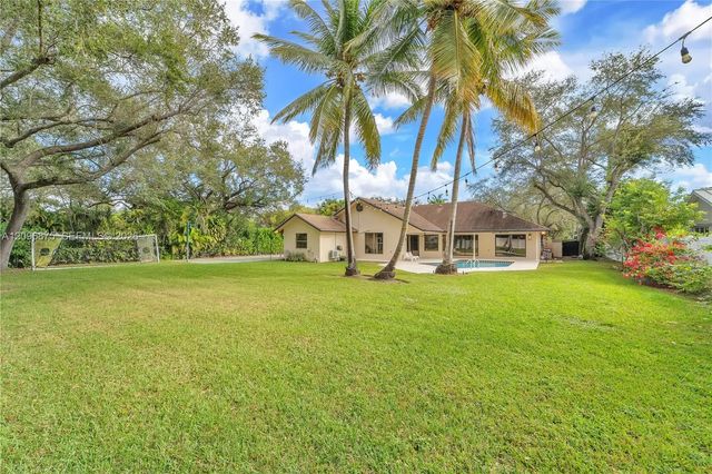 3 of 15 - 10330 Sw 58th Court, Pinecrest, FL