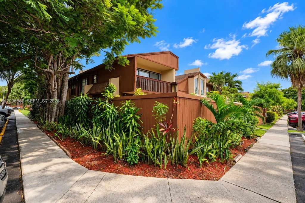 7103 Sw 115th Place #b26, Miami