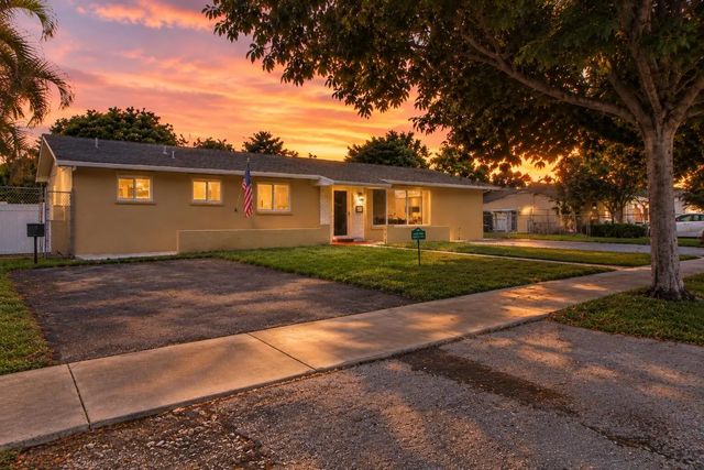 2624 Sw 107th Court, Miami