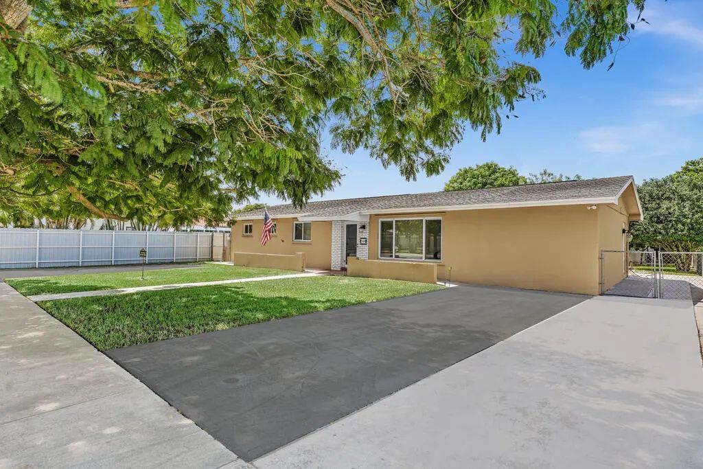 2624 Sw 107th Court, Miami