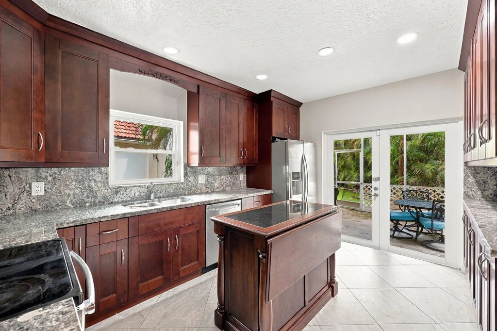 3601 Wilderness Way, Coral Springs