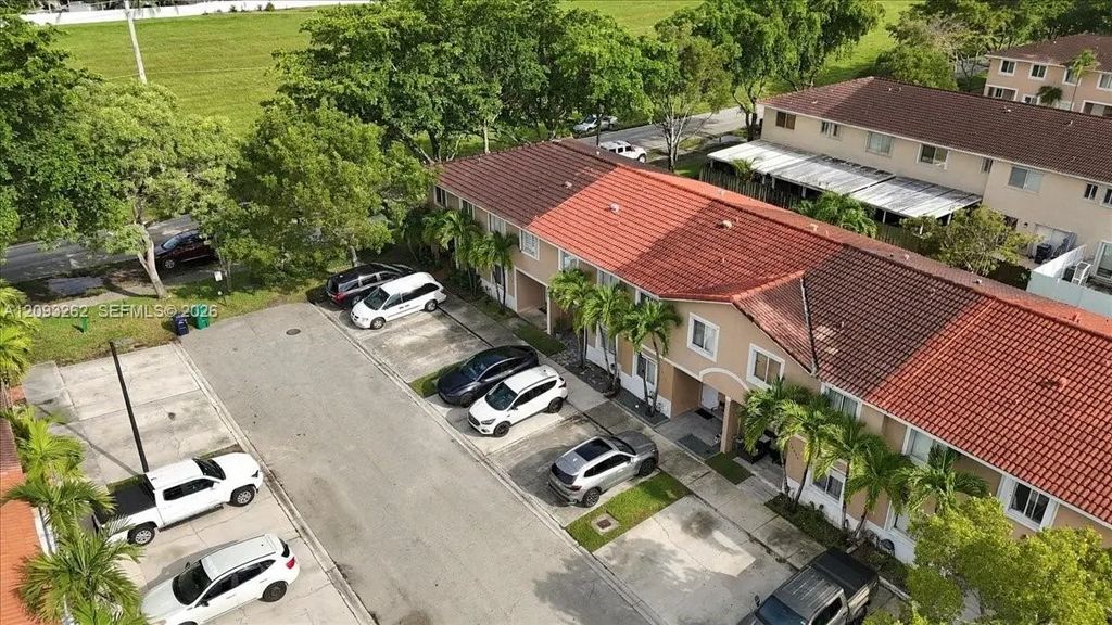 13912 Sw 174th Terrace #13912, Miami