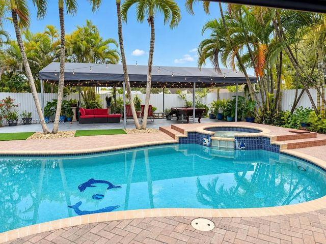 4 of 27 - 12541 Sw 95th Terrace, Miami, FL