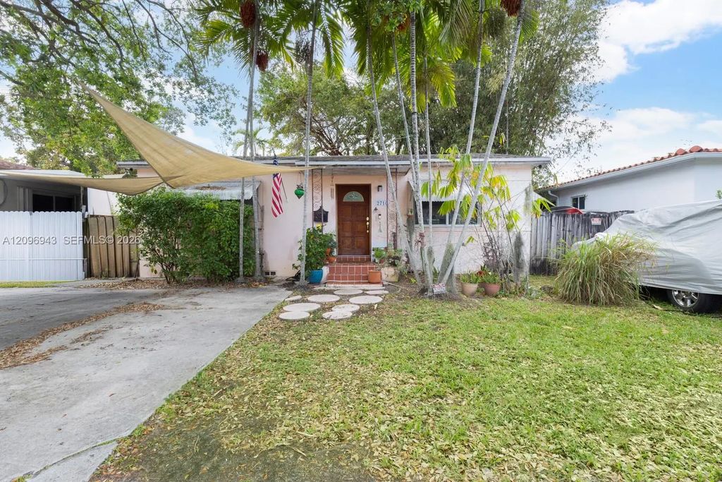 2710 Sw 28th Court, Miami