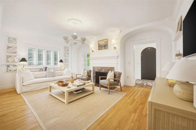 4 of 35 - 1507 Columbus Boulevard, Coral Gables, FL