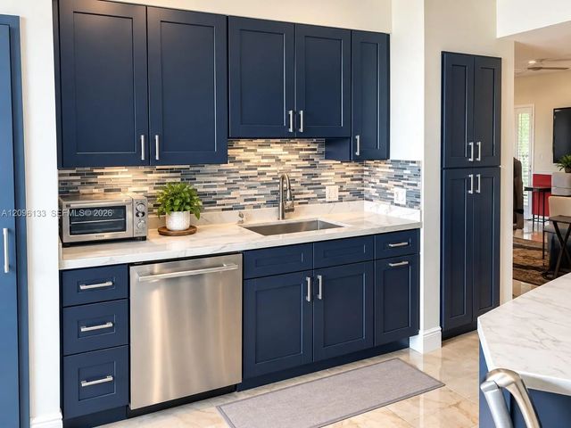 3 of 9 - 2425 Sw 27th Avenue #1401, Miami, FL