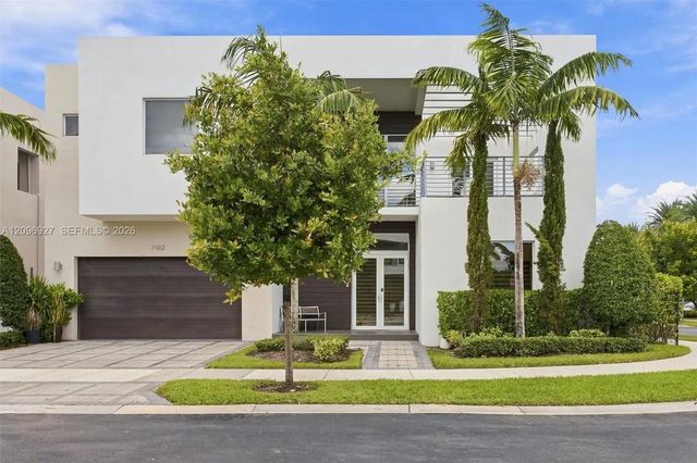7482 Nw 99th Court, Doral