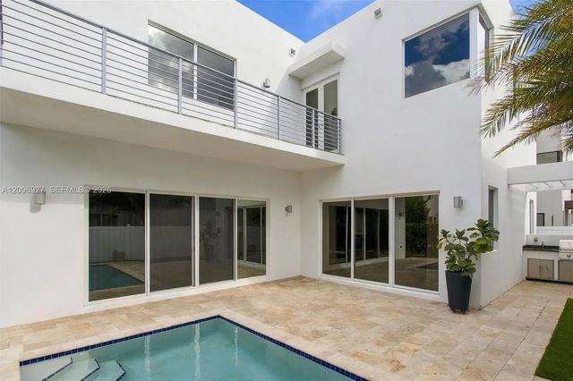 5 of 56 - 7482 Nw 99th Court, Doral, FL