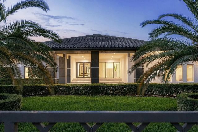 4 of 54 - 9995 Nw 131st Street, Hialeah Gardens, FL