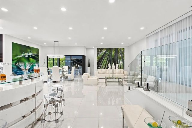 5 of 54 - 9995 Nw 131st Street, Hialeah Gardens, FL