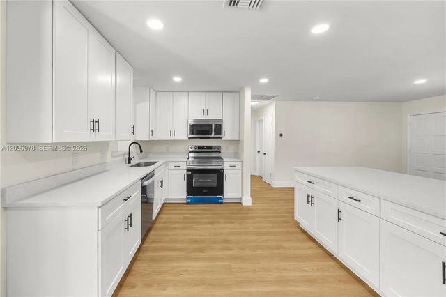2 of 44 - 417 Sw 1st Avenue, Boynton Beach, FL