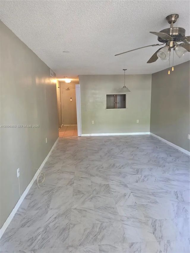 12035 Ne 2nd Avenue #a112, North Miami