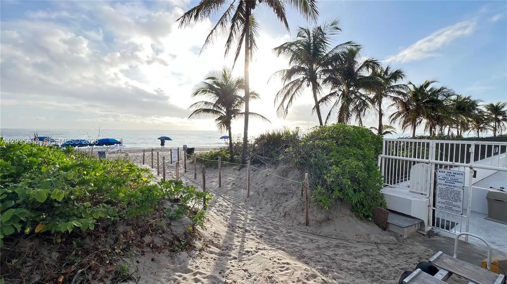 1985 S Ocean Drive #10g, Hallandale Beach