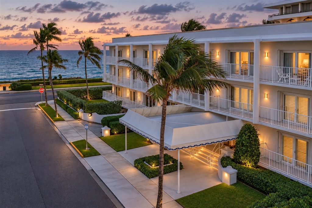 350 S Ocean Boulevard #204, Palm Beach