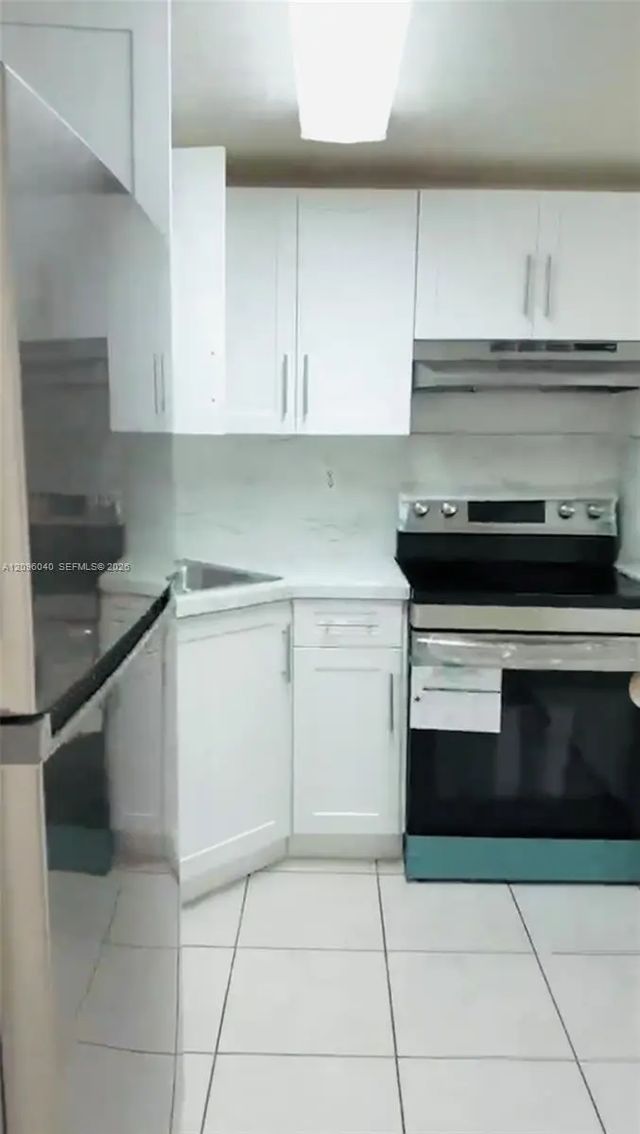 606 W 81st Street #407, Hialeah