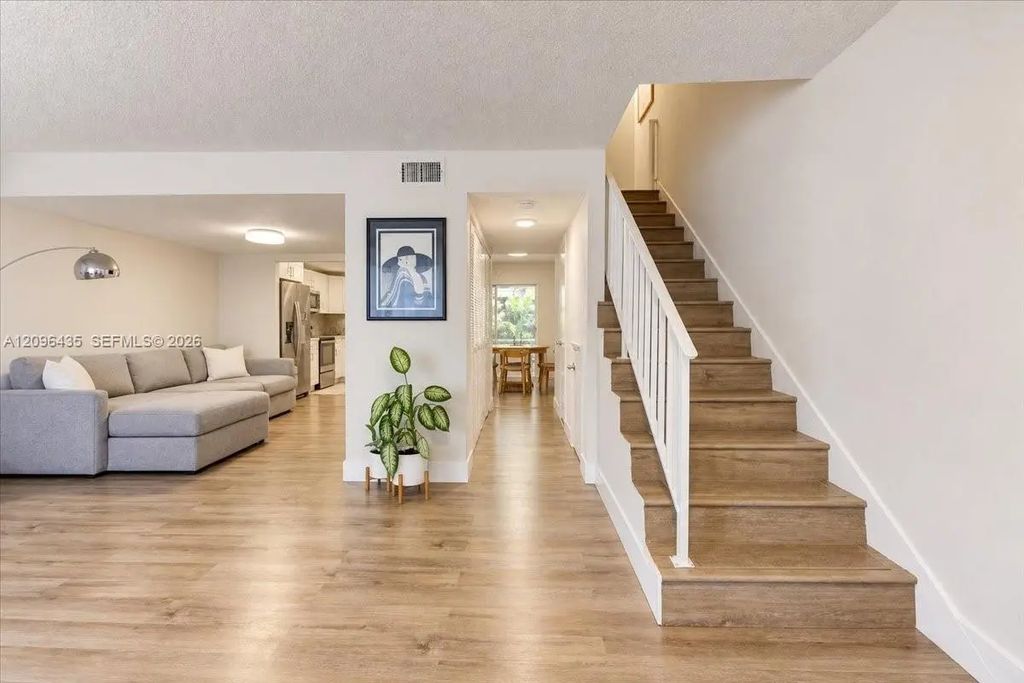 6524 Sw 41st Street #6524, Davie