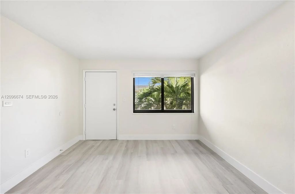1310 W 29th Street #29, Hialeah