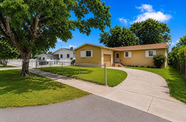 3031 Nw 69th Terrace, Miami