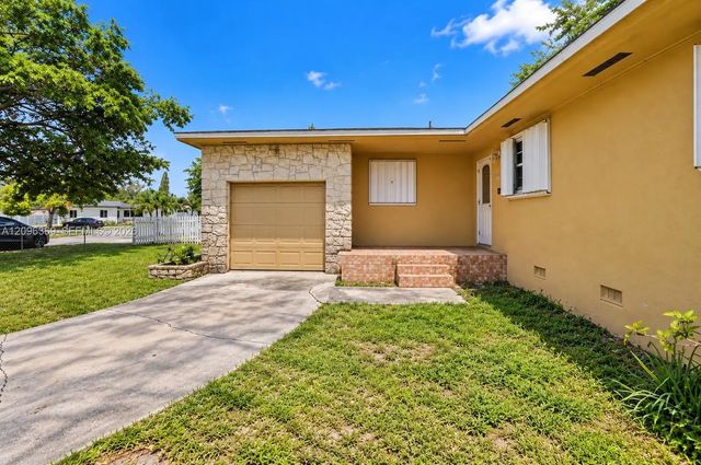 2 of 13 - 3031 Nw 69th Terrace, Miami, FL