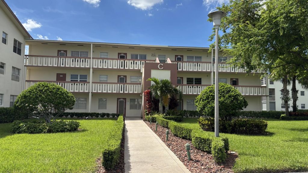 114 Preston C, Boca Raton