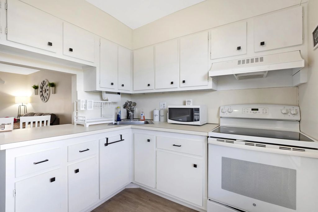 6091 Nw 61st Avenue #307, Tamarac