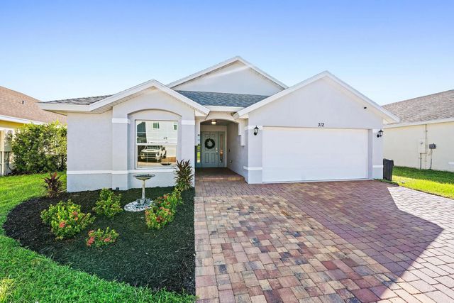312 Palm Breezes Drive, Fort Pierce