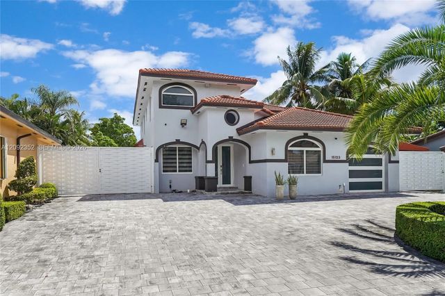 15123 Nw 87th Place, Miami Lakes